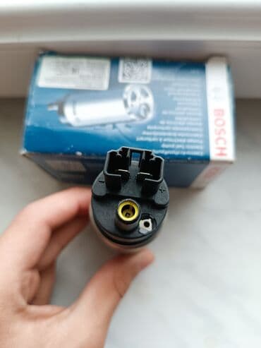 işlənmiş vintilyator: Universal Bosch Yanacaq nasosu orginaldır işlenmeyib — 2