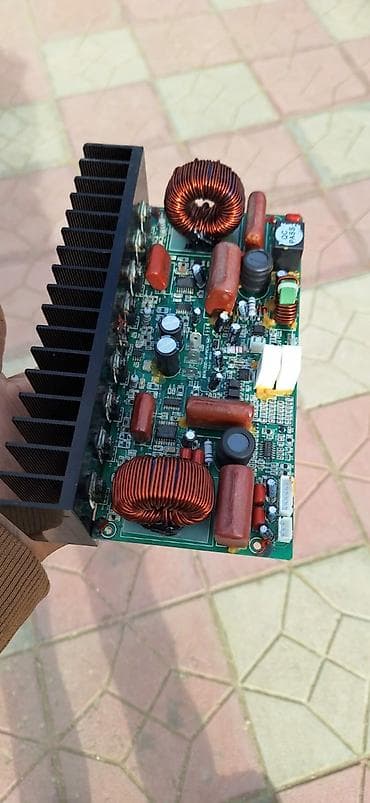 Səsqücləndirici platası ünvan Binə qəsəbəsində vatsap var