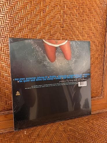 Məhsul: Deftones – “Around the Fur” vinil plağı Təsvir: - Format: 12" — 2