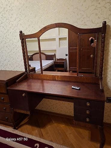 gence kravat: İkinəfərlik çarpayı, Dolab, Termo, Tumba, Rumıniya, İşlənmiş — 4