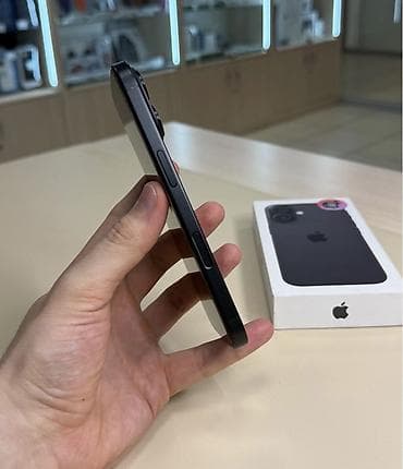 IPhone 16, 128 GB, Black Titanium, Zəmanət, Simsiz şarj, Face ID — 2