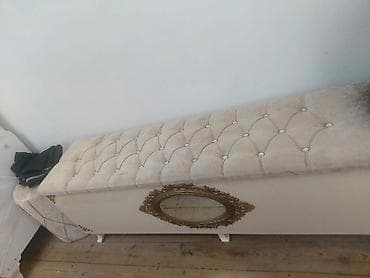 zabrat mebel: Klassik üslubda dəst mebellər - Yataq otağı üçün güzgülü makiyaj — 3