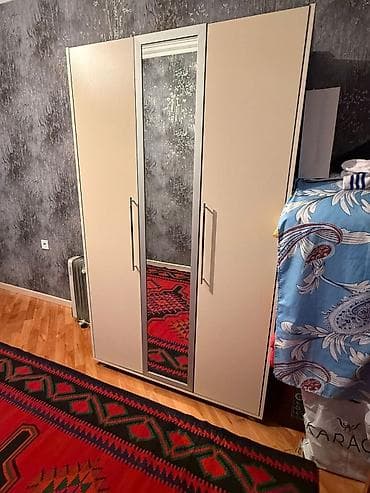 top qapi qapilari: 3 qapılı, Güzgülü, Rəngli, Digər material, Açılan, Düz dolab — 2