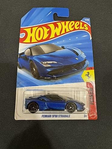 Ferrari: Ferrari, 2021 год, 1:64, Железо, Самовывоз — 1