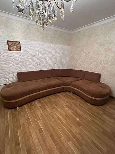 desler: Qonaq otağı mebel dəsti Tərkibi: - Geniş bufet-komod: 4 qapılı,iri — 4