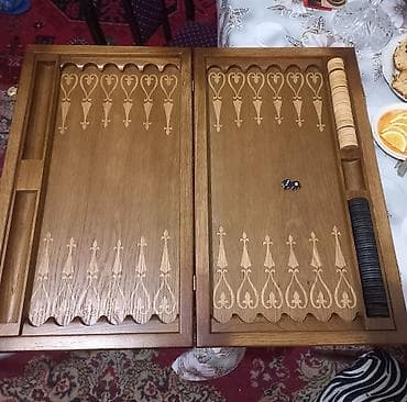 Ovçuluq və balıqçılıq: Əl işı taxta nərd ela veziyetde 100 azn ünvan Gəncə 055 530 50 06☎️ — 2