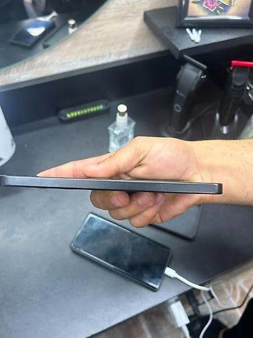 iphone 8 black: Redmi 13, 128 GB, rəng - Qara, Barmaq izi — 3
