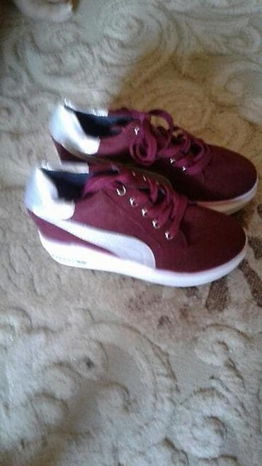 Qadin ucun krassovka satilir tezedi razmer 40 qiymeti 35 azn