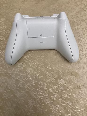 xbox 360 цены: Xbox One, çoxlu oyunlar Yaxşı vəziyyətdə Xbox One satılır. Konsol tam — 5