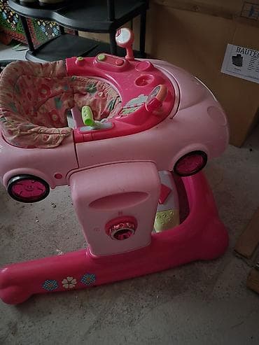 Mothercare brendinin uşaq gəzdirəni (walker) – avtomobil dizaynlı