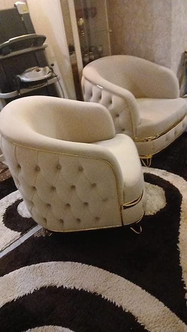 divan sumqayit: Divan kreslo desti. Divanda hec bir difekt problem yoxdur 2 kresloda — 10