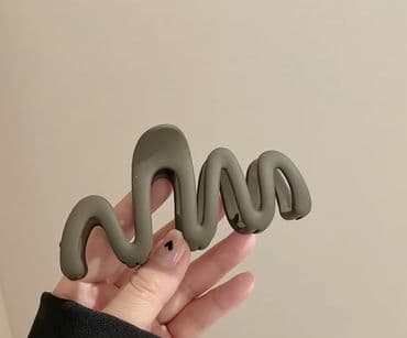 Dalğa formalı saç tutacaq (klips) - Material: mat səthli, möhkəm