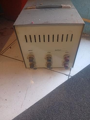 ev saati: Goldsource SVC-5000W avtomatik gərginlik tənzimləyicisi - Model — 2