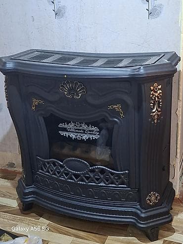 Dekorativ qaz sobası/kamin - Klassik üslubda, qara korpus və qızılı