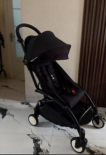 Babyzen yoyo kalyaska 650 azn temiz seliqelidirs hec bir problemi