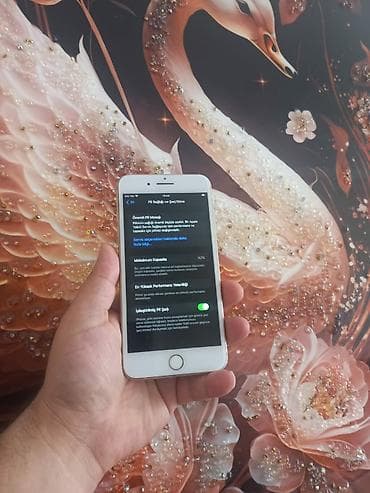 redimi not 9: IPhone 8 Plus, 64 GB, Qızılı, Barmaq izi — 2