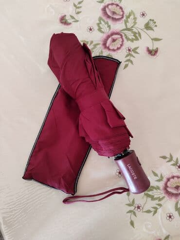 Баки: Lacoste brendinin qatlanan çətiri - Rəng: tünd-bordo - Mexanizm — 1