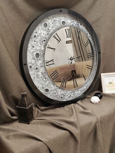 yeni doğulmuşlar üçün toxunma konvertlər: 3d baralyef əl işi Saat və ayın birlikdə ahəngi Tamamilə əl işidir — 1