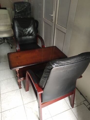 детский компьютерный стул, кресло: Б/у, Без колесиков, Кожа — 2