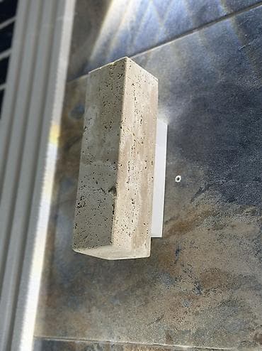 Şəkillər, tablolar: Təbii mərmərdən hazırlanmış, dekor divar brası 65 azn. Bra — 2