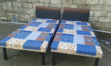 seyf qapilar bakida: Carpayi — 3