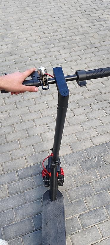 tvs 125: Elektrik skuter – şəhərdaxili səyahət üçün rahat və güclü model — 2
