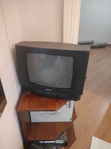 ekran karti: İşlənmiş Televizor Panasonic NEO QLED 48" Pulsuz çatdırılma — 1