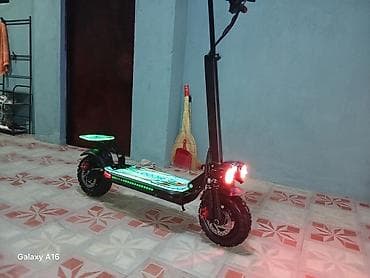 elektirikli mapet: Güclü elektrik skuter - Geniş, parlaq LED displey: sürət (km/s) — 5