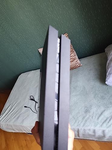 huseyn tv canli: PlayStation 4 (PS4) – tam dəst Komplekt: - PS4 konsolu (orijinal — 6