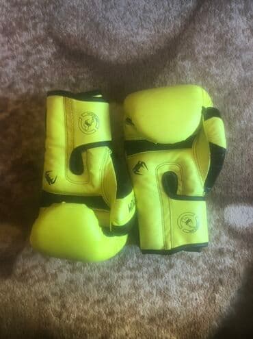 boks əlcəkləri: Məhsul: Venum boks əlcəkləri - Rəng: Neon sarı/qaranın kombinəsi — 1