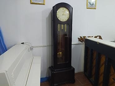 satt: Qədim saat satılır.Yantar (Ocz)1954 ilin — 1