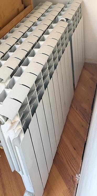 su matoru markus: 5 seksiya radiator satılır📍20azn✅Unvan Azdram teatrın yanı 4598 Aylin💥 — 1