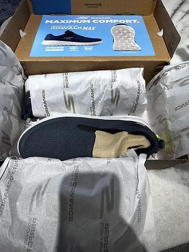 kisi geyimi: Skechers Performance slip-on kişi ayaqqabısı Ölçü: 45,.5 - 46, US - — 6