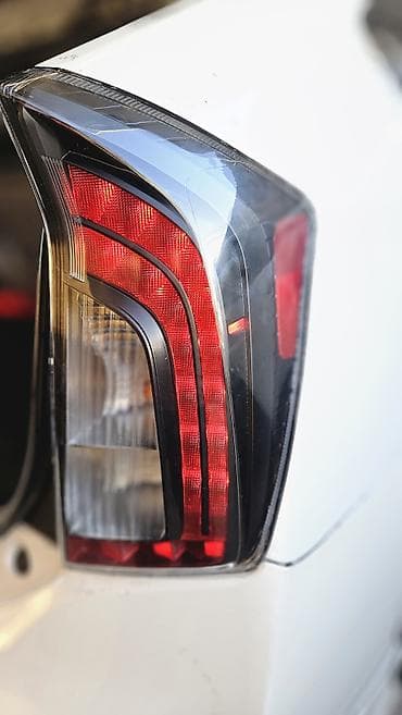 LED, Toyota Analoq