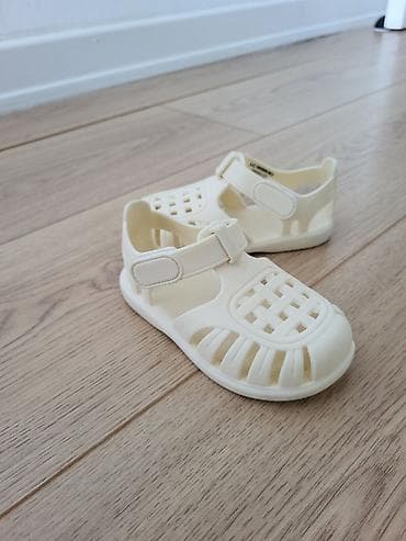 ana bala dest: Ölçü 21 21.5 
waikiki
Ünvan nəsimi metro — 1