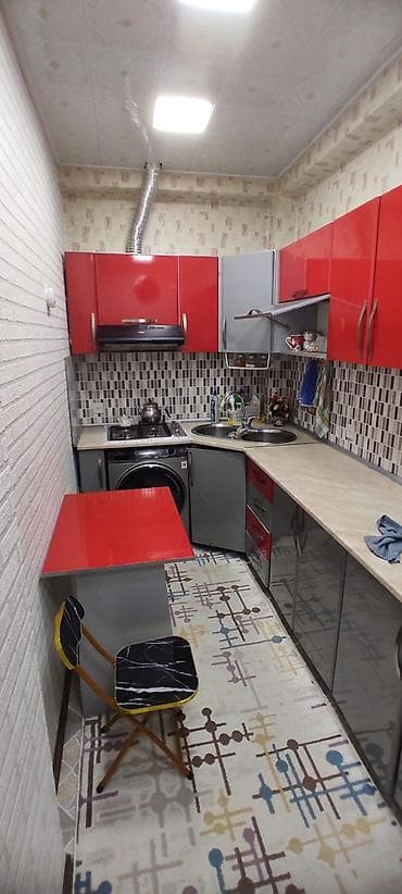 Dolablar: Mətbəx mebeli 300 Azn satılır. Ölçülər: uzunuluq 302cm soyuducuya — 3