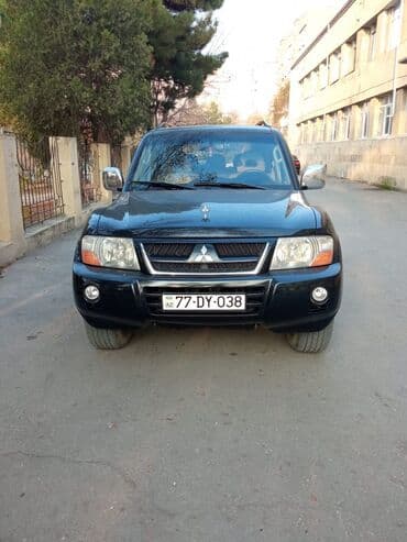 almaniya maşın satışı: Mitsubishi Pajero (4x4) – qara rəngdə, tam ölçülü SUV Xüsusiyyətlər — 1
