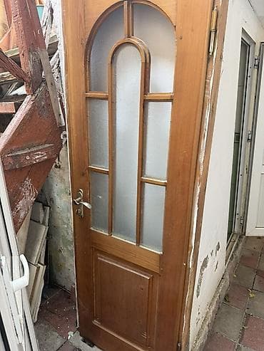 gencede qapi: Məhsul: 2 ədəd qapı dəsti 1) Taxta şüşəli qapı - Material: təbii ağac — 2