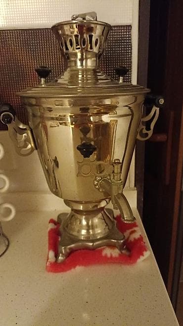 Məsul: Metal samovar Təsvir: - Klassik dizaynlı, parlaq metal korpus lalafo.az -da Məsul: Metal samovar Təsvir: - Klassik dizaynlı, parlaq metal korpus