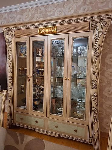 Restoran, kafe avadanlığı: Şüşəli dolab vitrini — 1