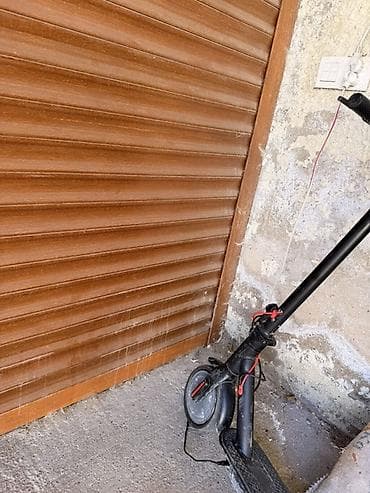 İşlənmiş Elektrik samokat ≤ 5", 251 - 350 Vt, 26 - 35 km/s, Ünvandan götürmə