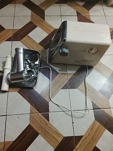 Ət çəkən maşın Geepas, Revers ilə, İşlənmiş