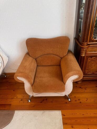 divan 2 əl: Divan kreslo ve jurnalni satilir keyfiyyetlidir qirigi falan yoxdur — 6