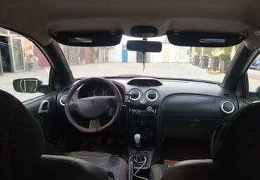 фольксваген поло новый кузов: Ağ rəngli sedan avtomobil Xüsusiyyətlər: - Kuzov: 4 qapılı sedan, ağ — 11