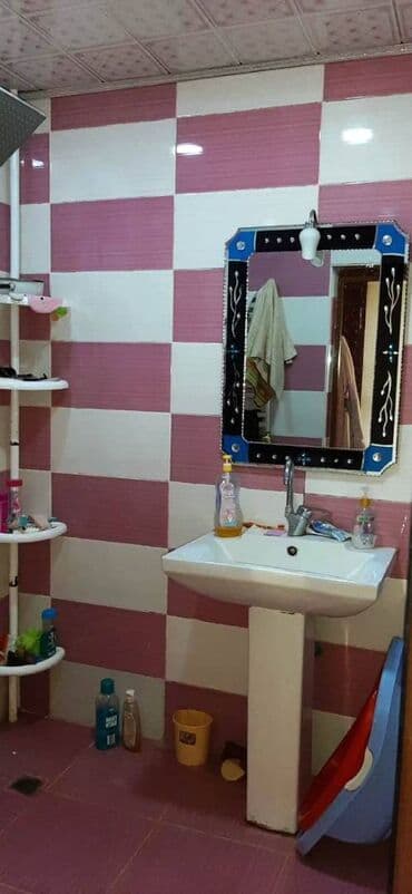 9 ci mikrorayon satilan evler: Bakı, 2 otaqlı, Köhnə tikili, 58 kv. m — 5