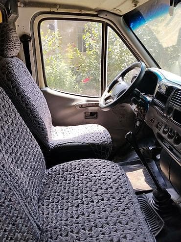 tranzit ford: Ford Transit: 2.5 l | 1998 il 360000 km Van body type — 9