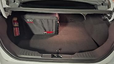 4 qapi niva: Ford Focus: 1.6 l | 2015 il 108000 km Sedan — 10