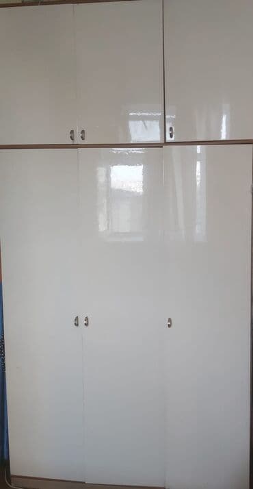 qapi işlənmiş: İşlənmiş, Açılan, 6 qapı Düz dolab, Dolab-asılqan — 2