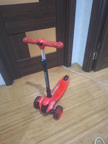 Uşaq skuterı – 3 təkərli, qırmızı - Tip: üçtəkərli uşaq skuterı -