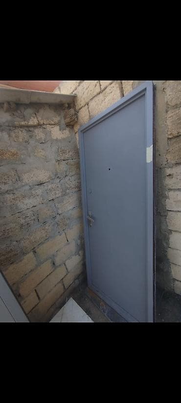 hamam dusu: Metal qapı – boz rəng - Material: tam metal konstruksiya, bərk çərçivə — 2
